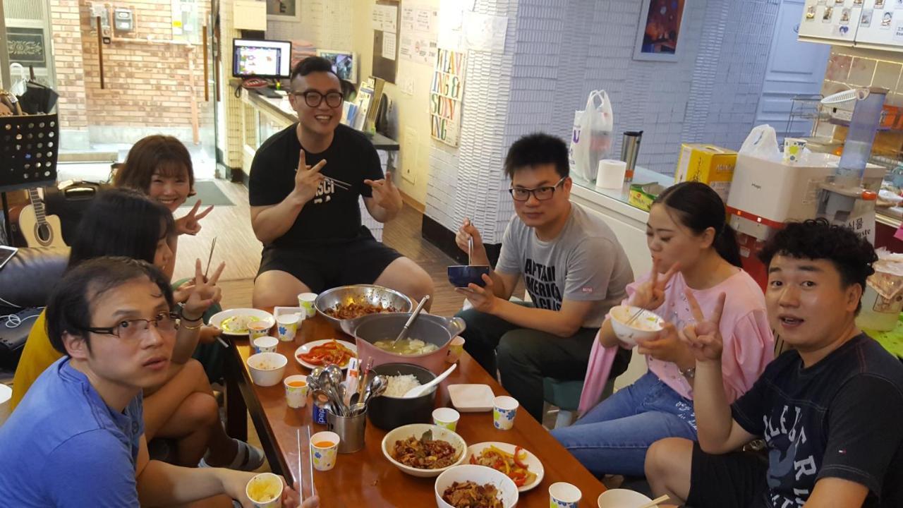 东大门亚克力亚旅馆 招待所 2*